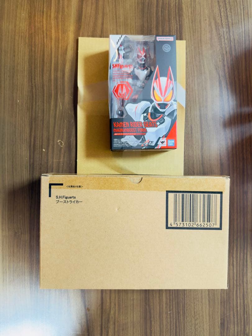 【新品伝票跡無】S.H.Figuarts 仮面ライダーギーツ＆ブーストライカー