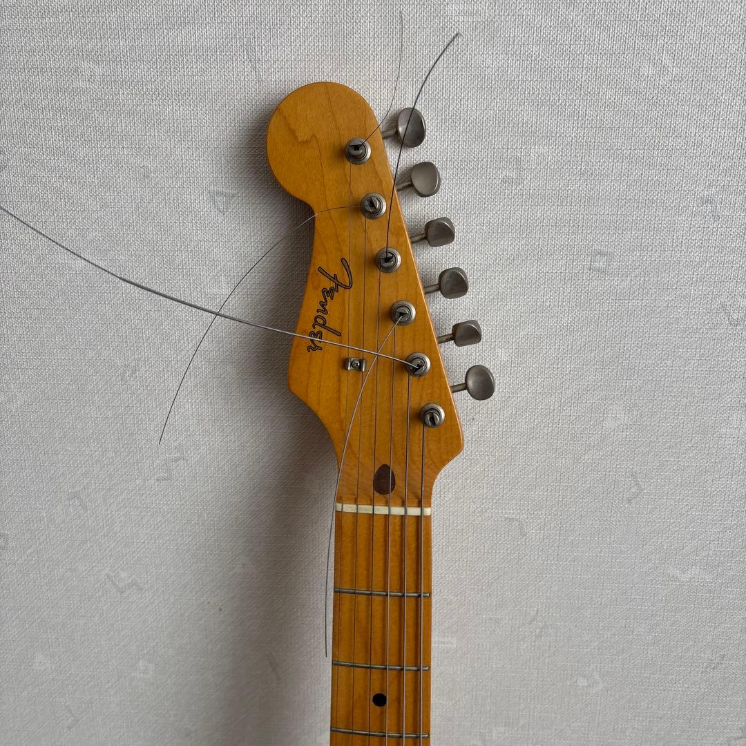 左利き用　フェンダージャパン　 ブラック ストラトキャスタータイプ エレキギター