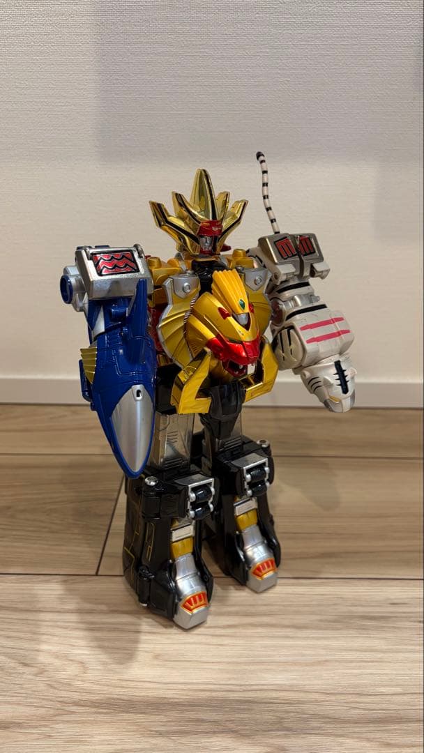 I*i様 ★一部欠品,故障あり★【百獣戦隊ガオレンジャー】ガオキング　百獣合体Ｄ