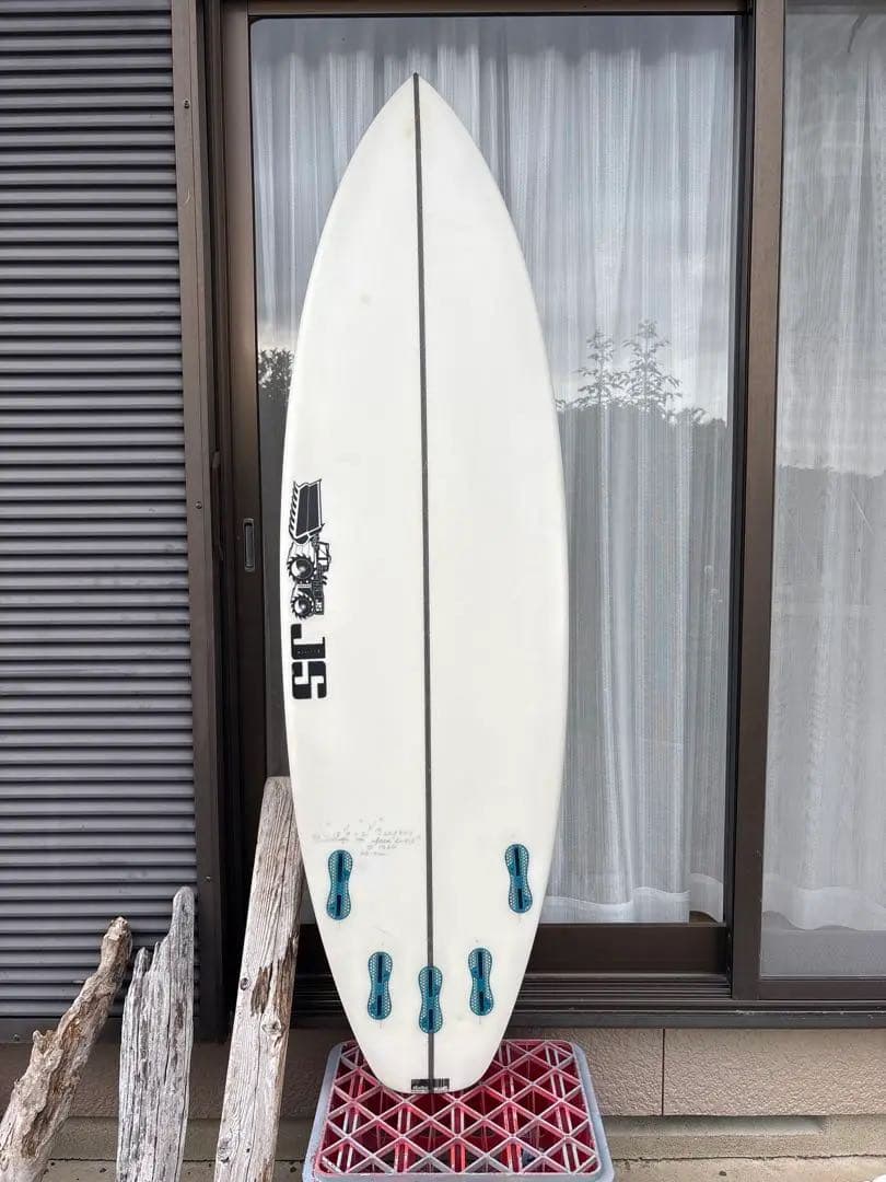 送料込 美品 JSサーフボード monsta8 5'8\"