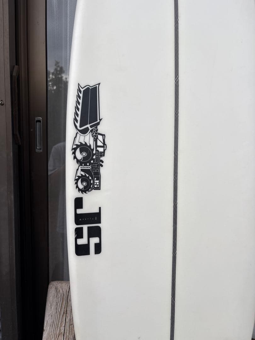 送料込 美品 JSサーフボード monsta8 5'8\"