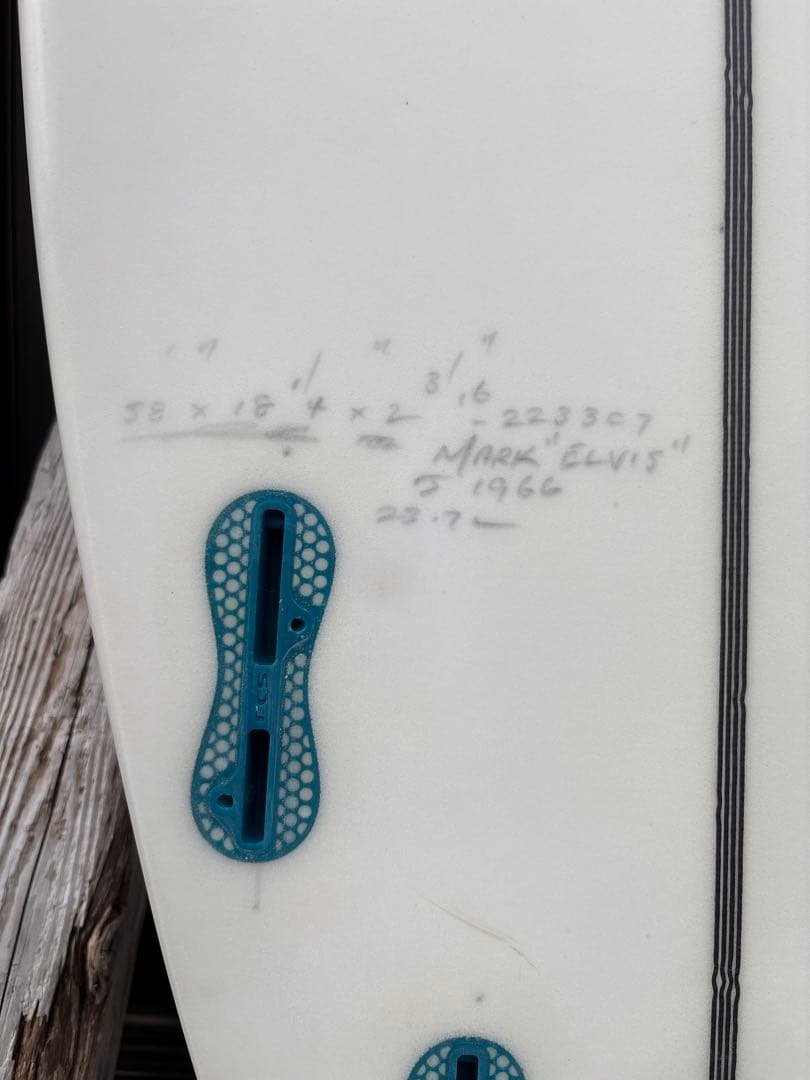 送料込 美品 JSサーフボード monsta8 5'8\"