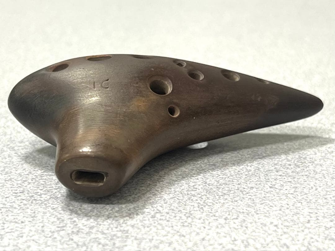 オカリナ 1C 黒陶(ピッコロ、ソプラノ•ハ長調)土の音工房いるか特製