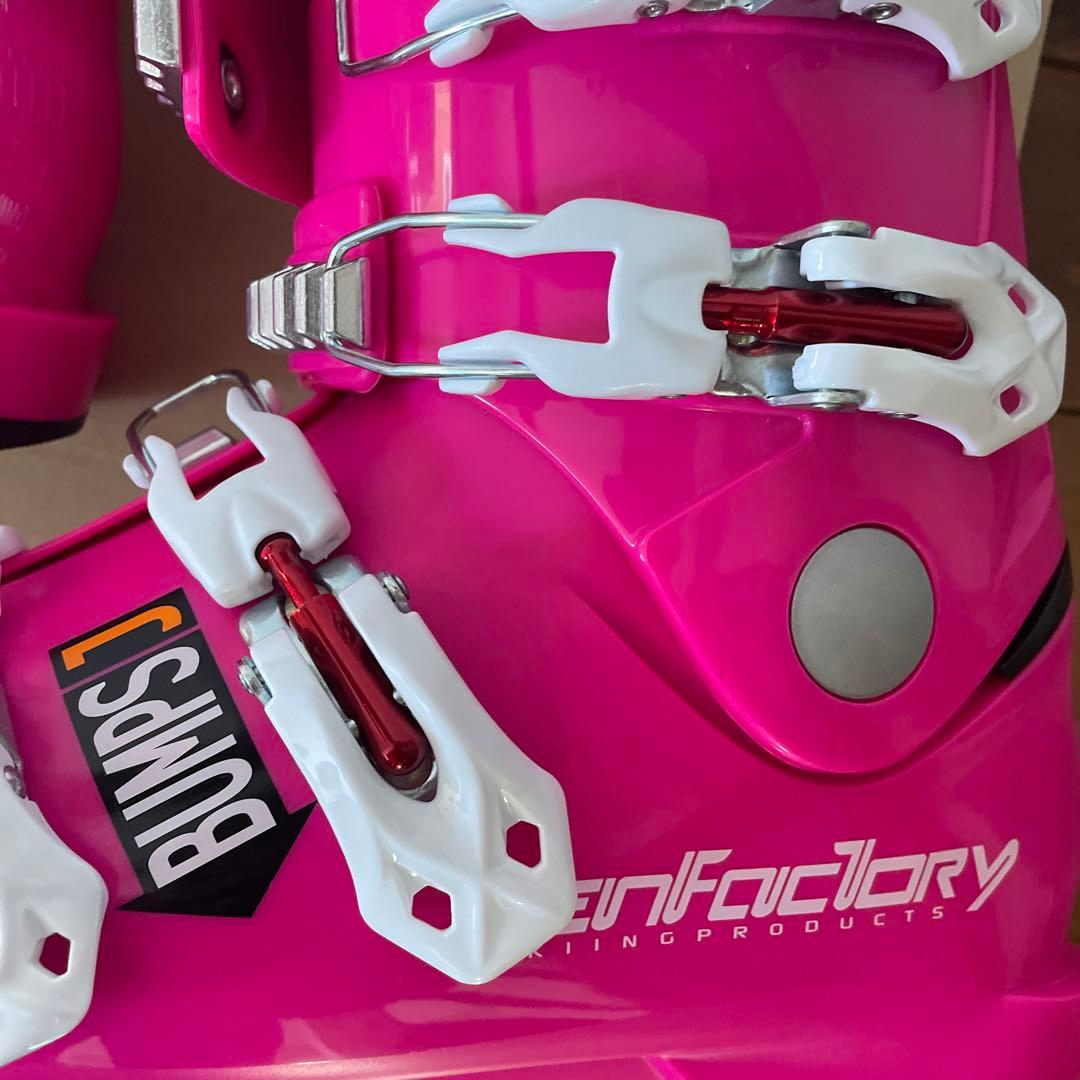 GENFACTORY BUMPSジュニア用スキーブーツ