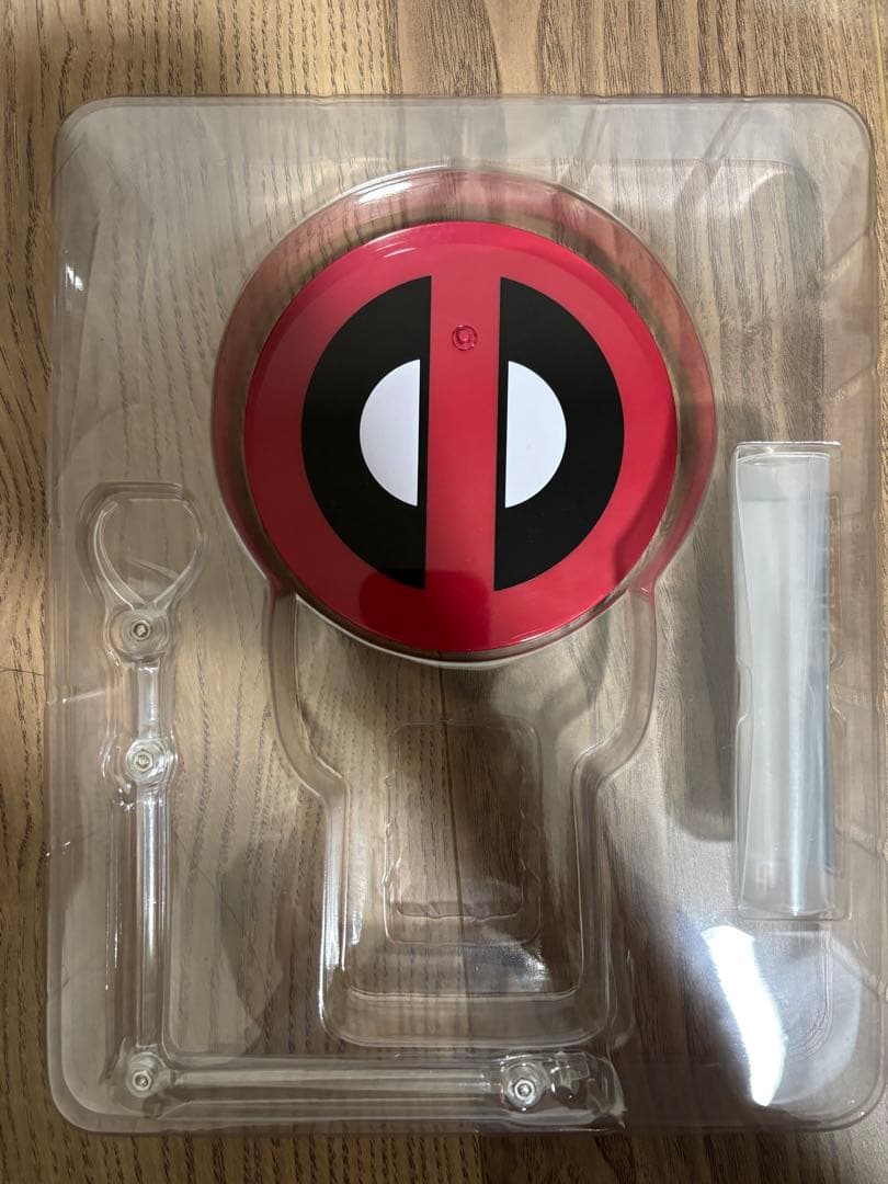 【正規品】デッドプール MEZCO ONE:12 フィギュア