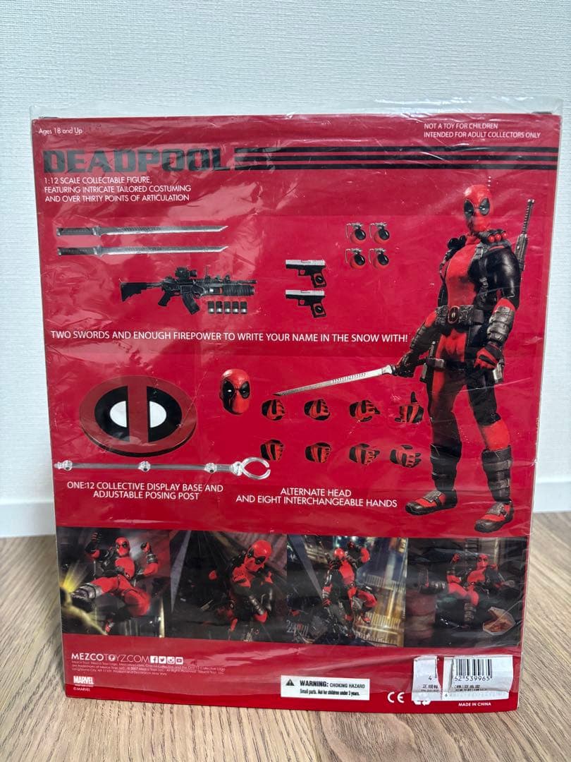 【正規品】デッドプール MEZCO ONE:12 フィギュア