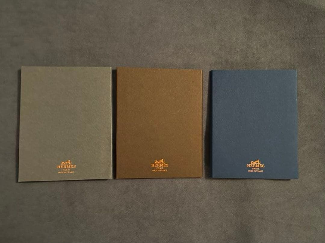 入手困難HERMESエルメス 新品未使用メモ帳＋付箋紙 文房具 ステーショナリー
