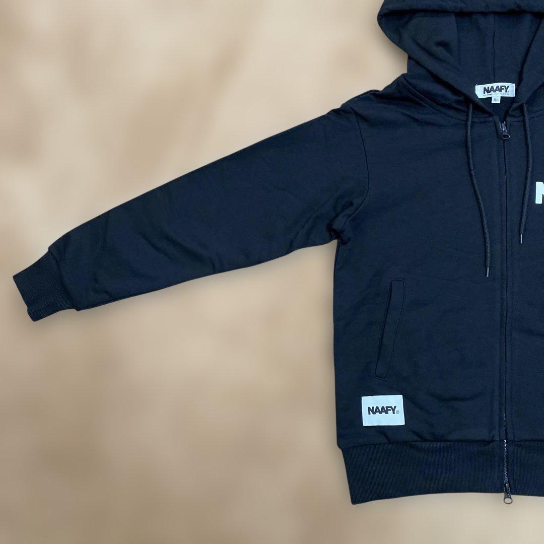NAAFY パーカー