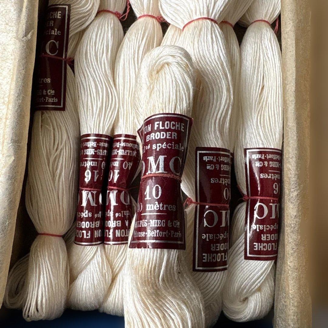 アンティーク　DMC 刺繍糸　白糸　ディスプレイ