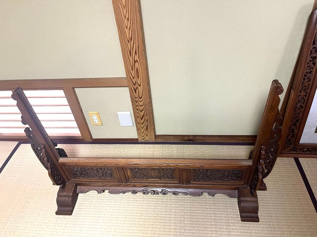 衝立　金に虎と松の絵　和風衝立　間仕切り　アンティーク　年代物