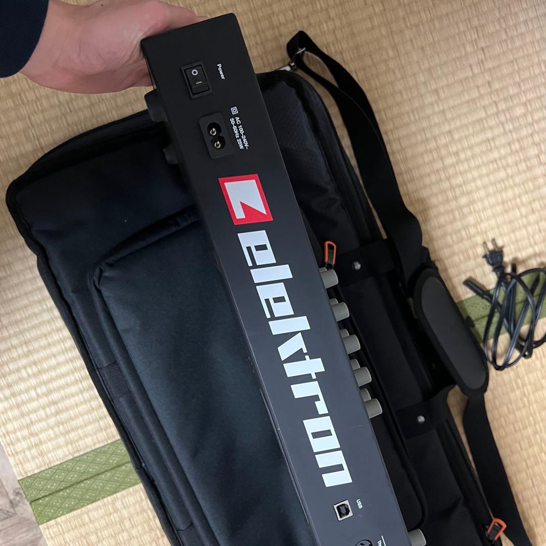 elektron Analog Keys Roland ケース付き CB-B37