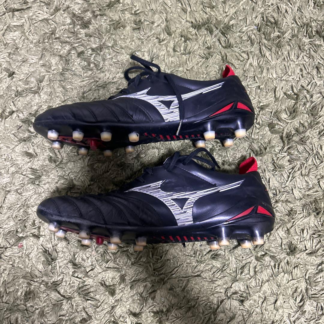 Mizuno Morelia II サッカーシューズ ブラック/レッド