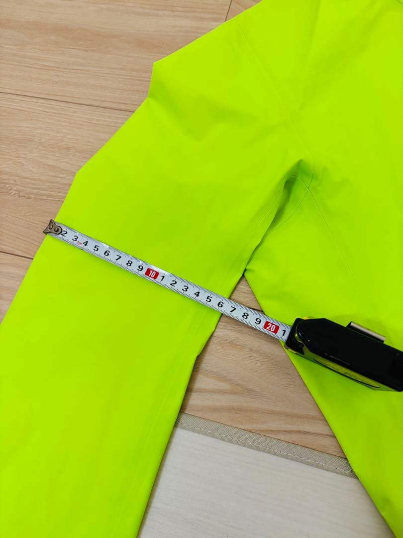 RAPHA PRO TEAM RAIN JACKET Mサイズ