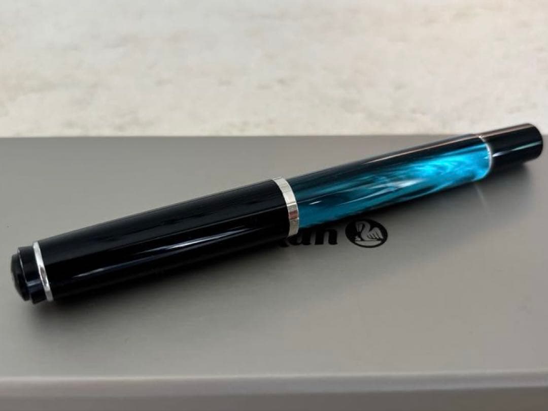 Pelikanペリカン万年筆 M205 ペトロマーブル ペン先M(保証書付)