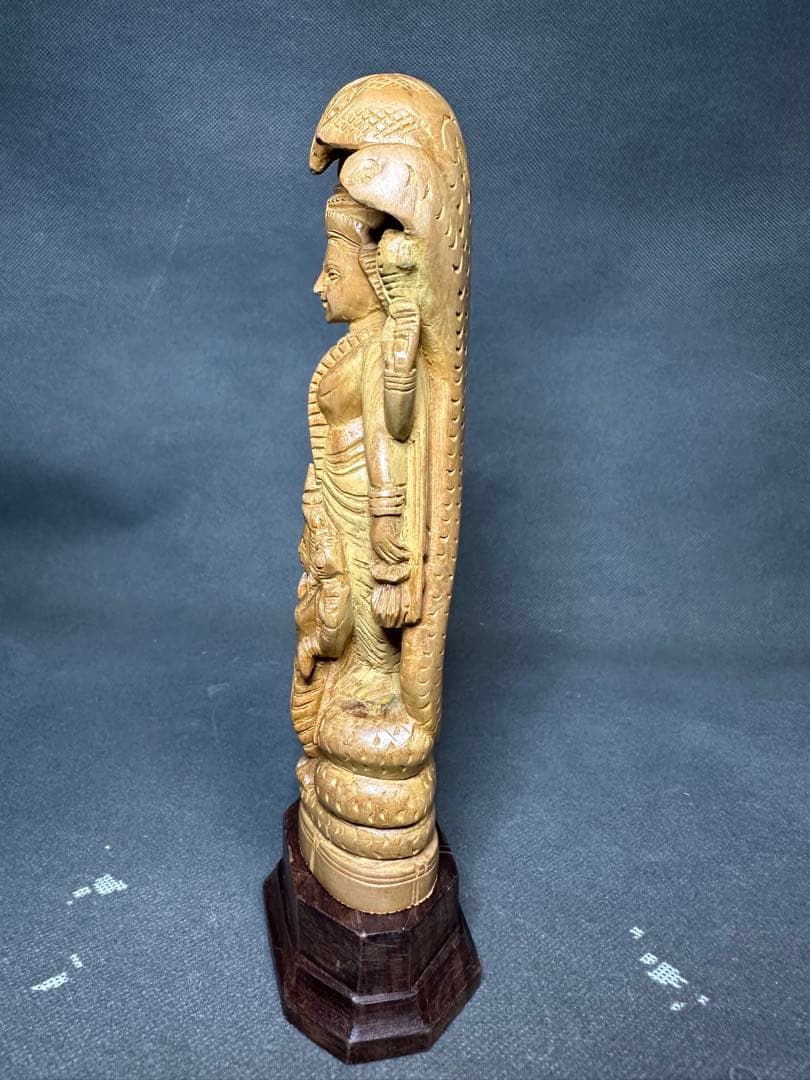 白檀　インド　木彫り　仏教美術　仏像 骨董 木像アンティーク　魔除け　お守り