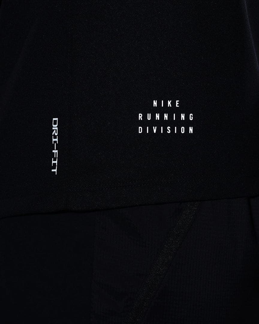 新品未使用　ナイキ エレメント ランニング ディビジョン　2XLサイズ