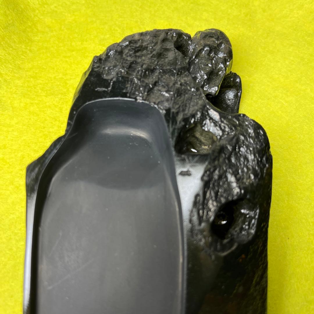 ⭕️屋久島硯　秀命堂　秀命作　純手彫り　希少な硯　女性好み作品　荒々しさ感じる