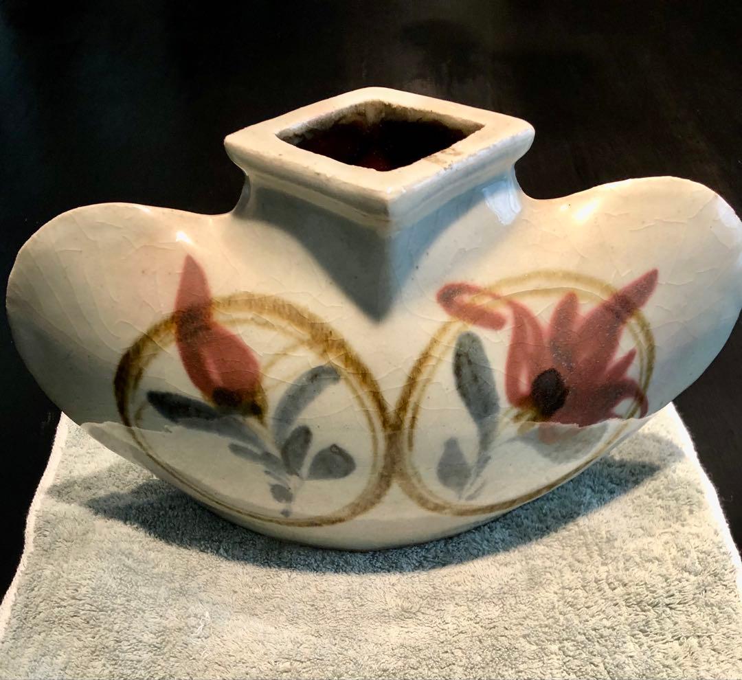 陶芸品　ハート型の 花器