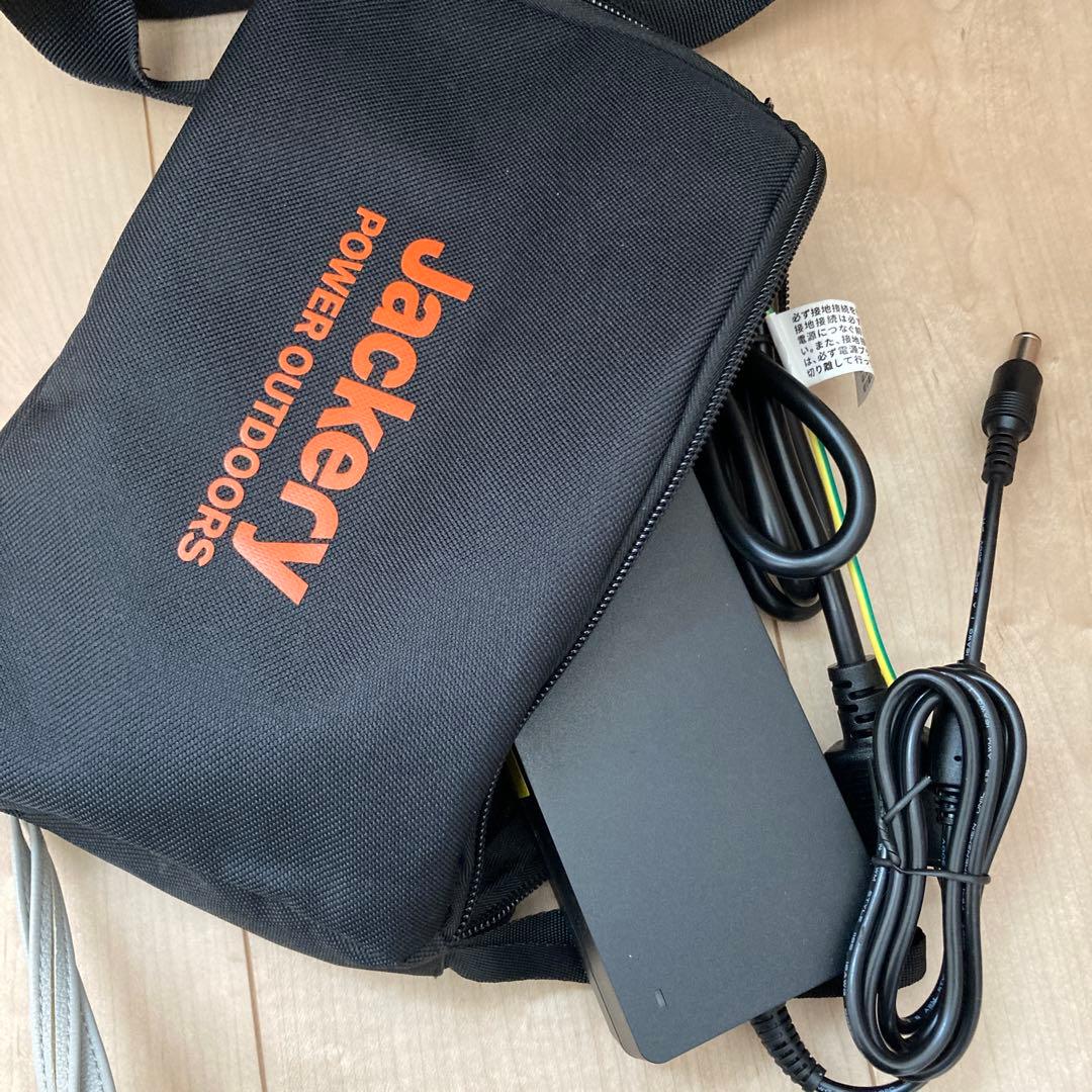 通電確認のみ・バック付。Jackery ポータブル電源 708 バック付き