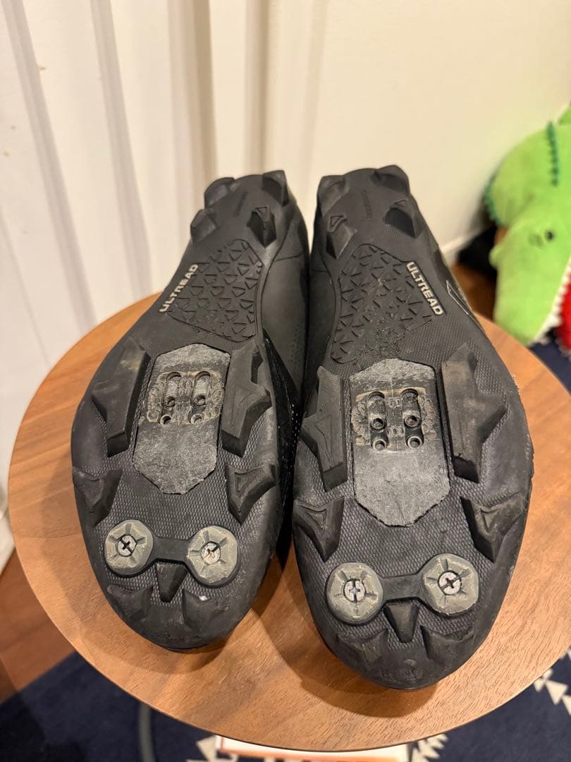 Shimano XC702 ブラック