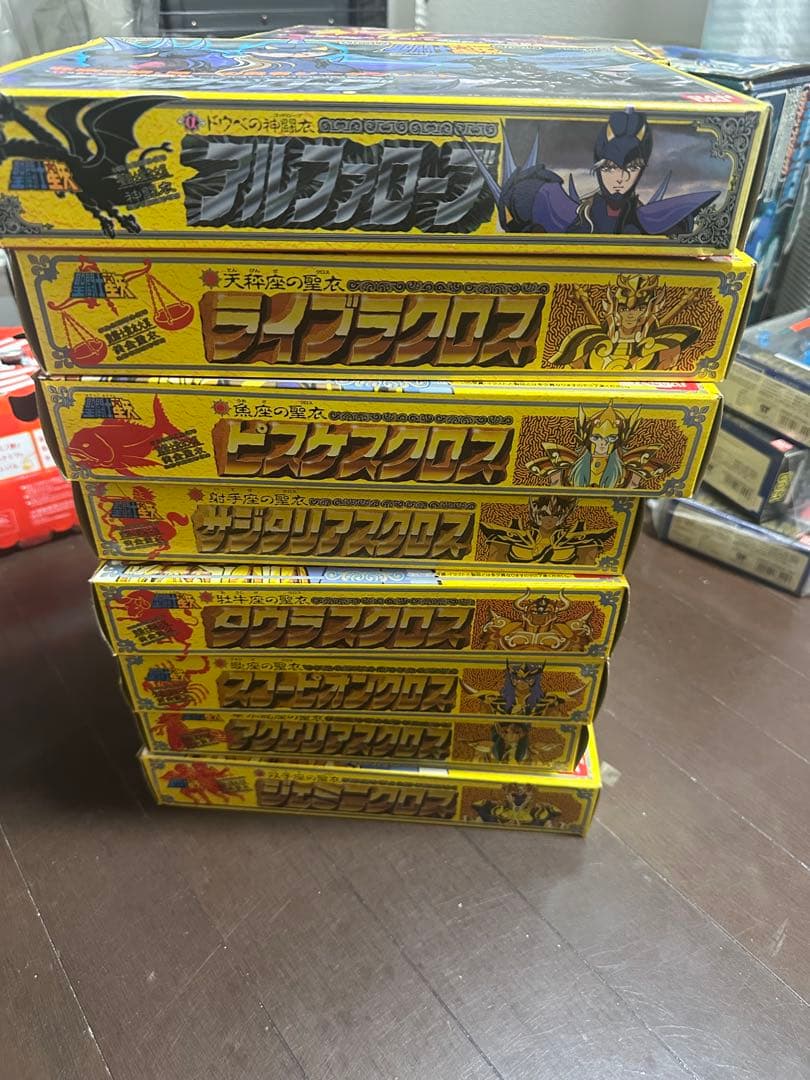 聖闘士聖衣大系　黄金聖衣7体＋アルファローブ