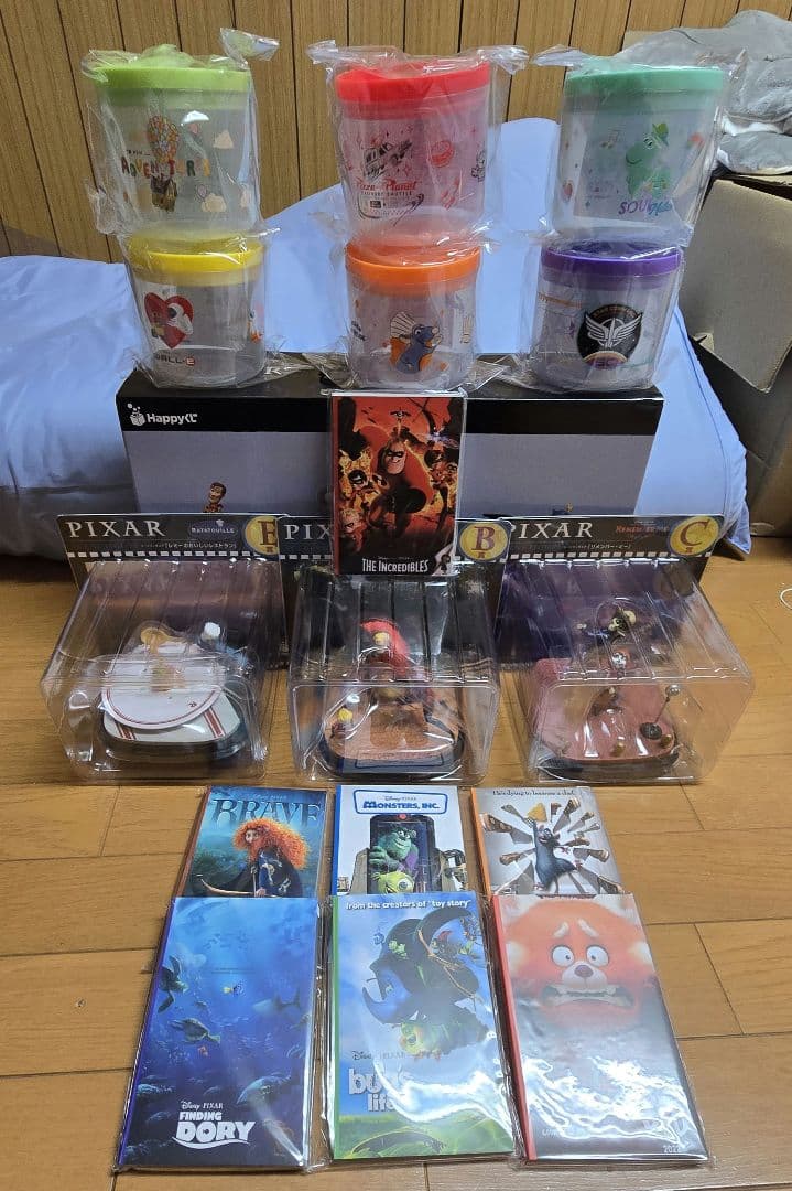 こ*ん様 ピクサー Happyくじ フィギュアセット