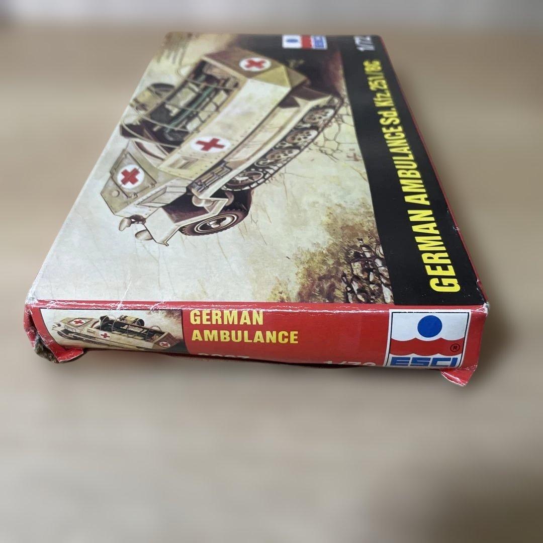 コレクター放出！絶版二戰歩兵と救護車モデル 価値高いセット. Ln109