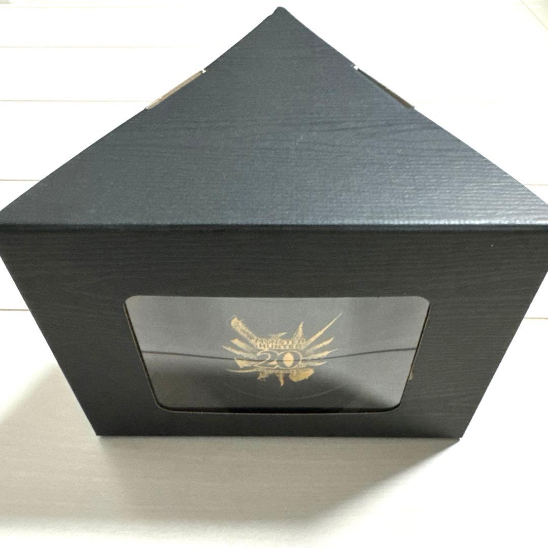 木樽ジョッキ　モンスターハンター　20周年　記念【クエストクリア彫刻付】