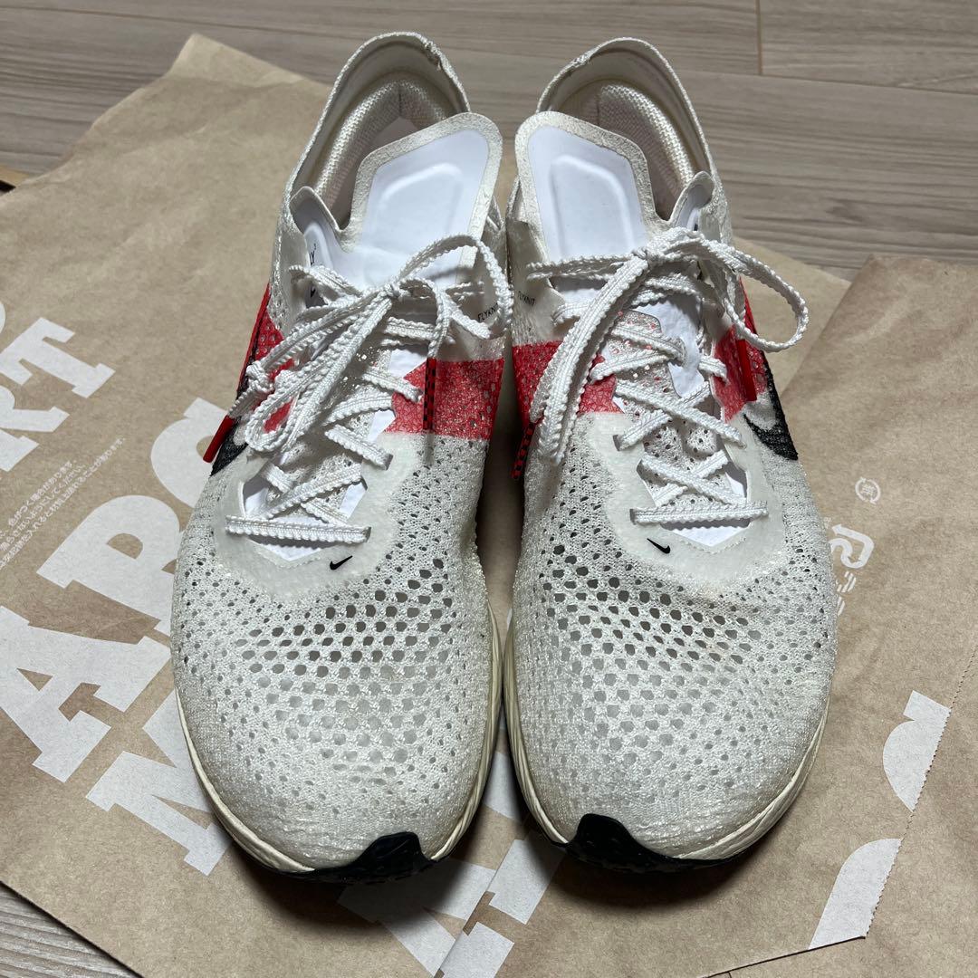 Nike ヴェイパーフライ　ランニングシューズ ホワイト/レッド