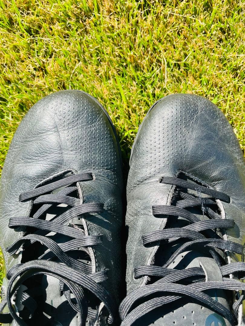 Nike Tiempo ブラック トレーニングシューズ