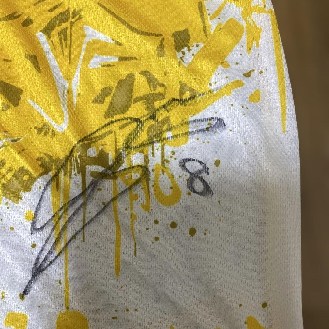 阪神タイガース　サイン入りユニホーム等