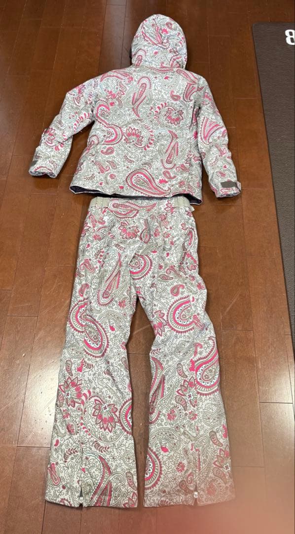 【即決可！】送料込み！DESCENTEスキーウェア（女性用）