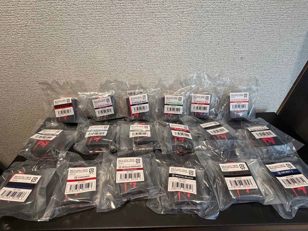 NIKE Air Jordan 1 High 85 ミニチュアコレクション