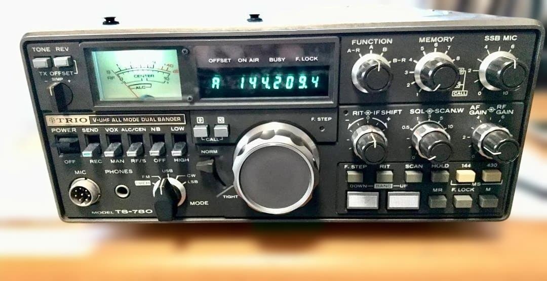 TRIO TS-780 無線機