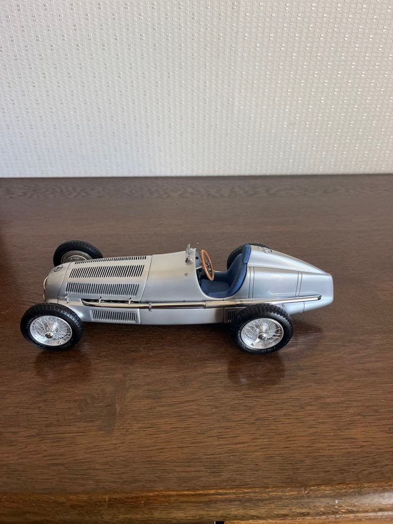 ベンツ　模型ダイキャスト
