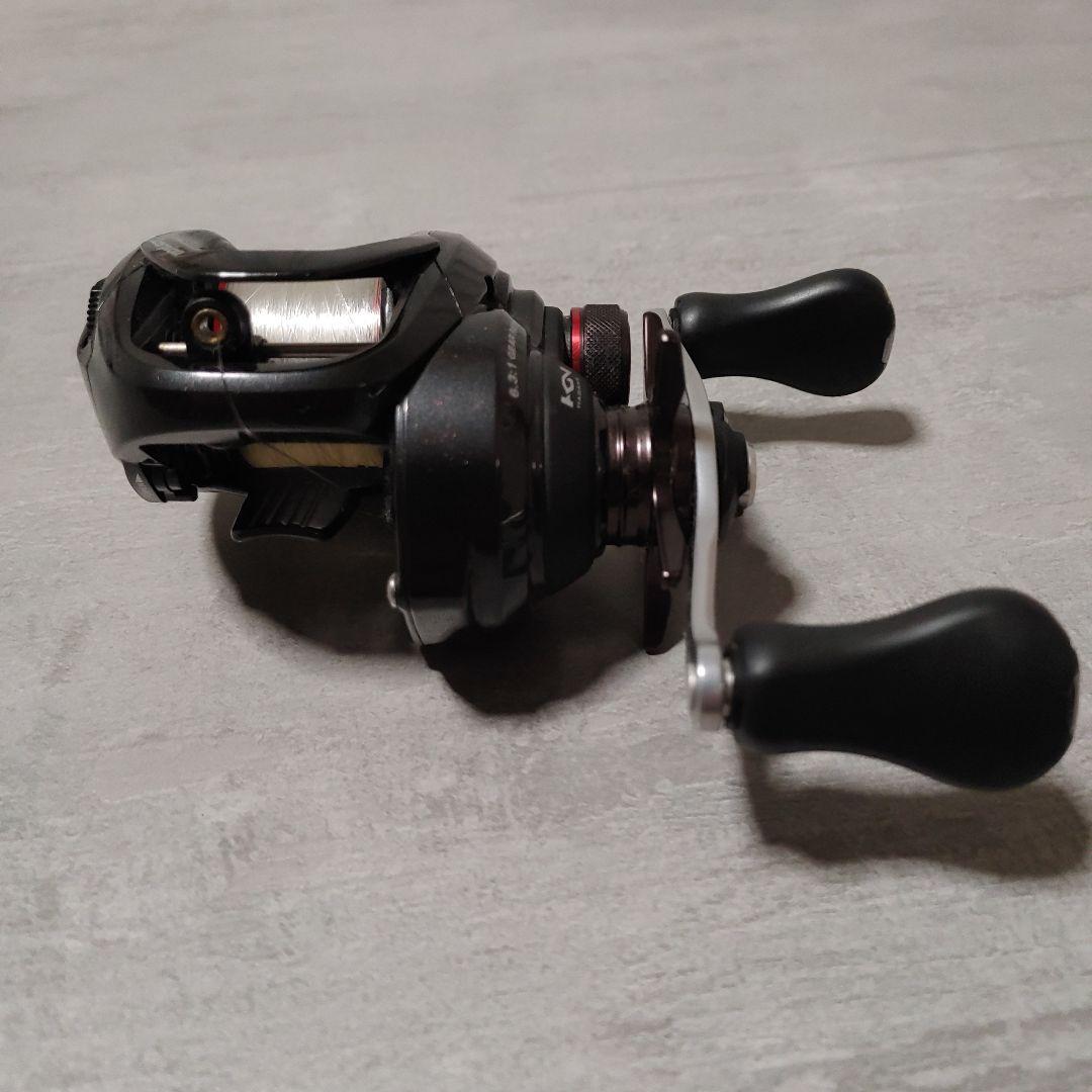 シマノ　16スコーピオン71(左のノーマルギア)