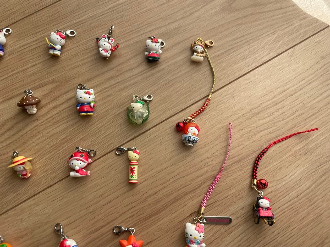 【レア】ご当地キティ　根付け　キーホルダー　ストラップ　41点　大まとめ売り