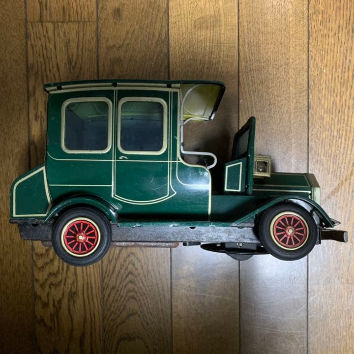 ブリキの自動車　値下げしました