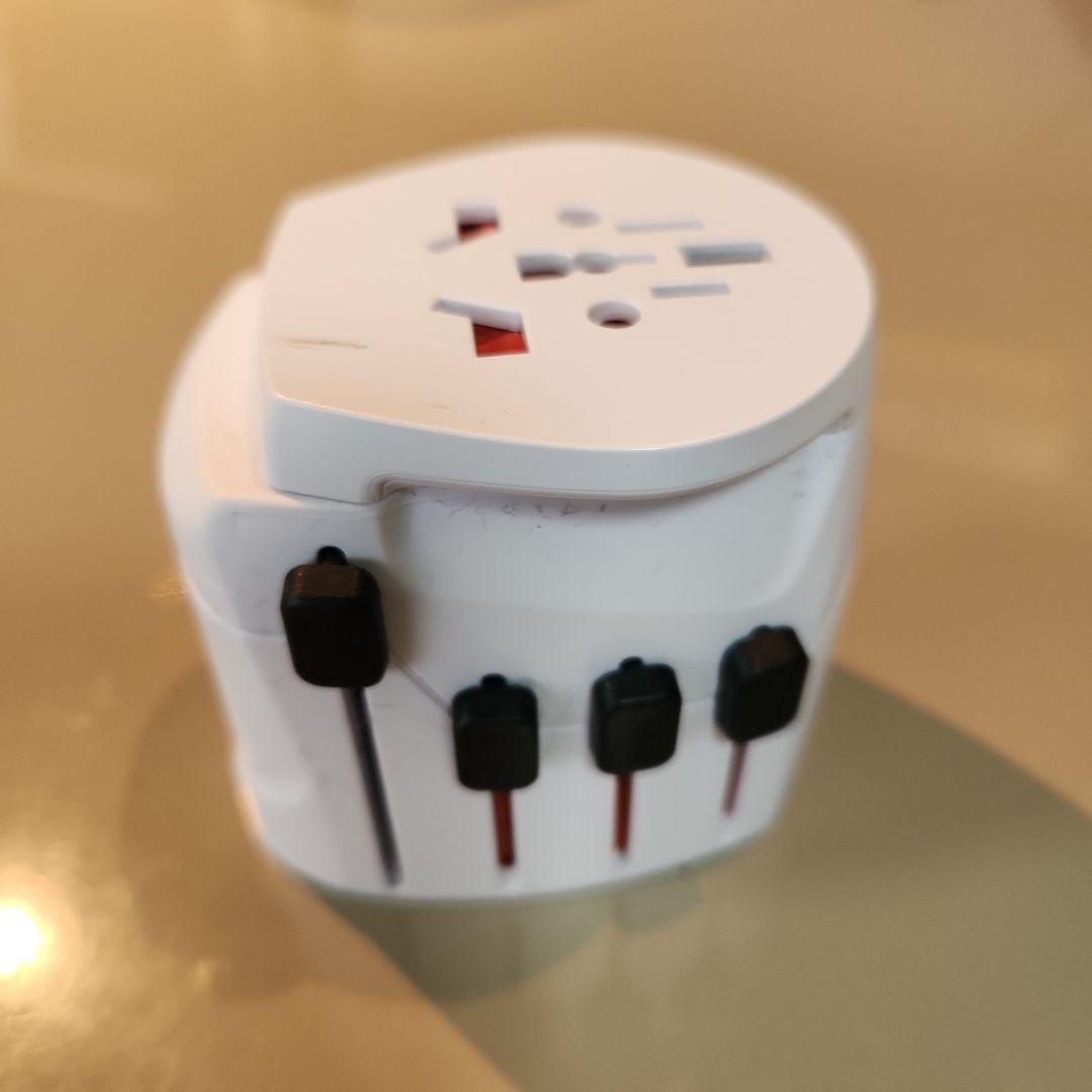 RIMOWA 変換プラグ