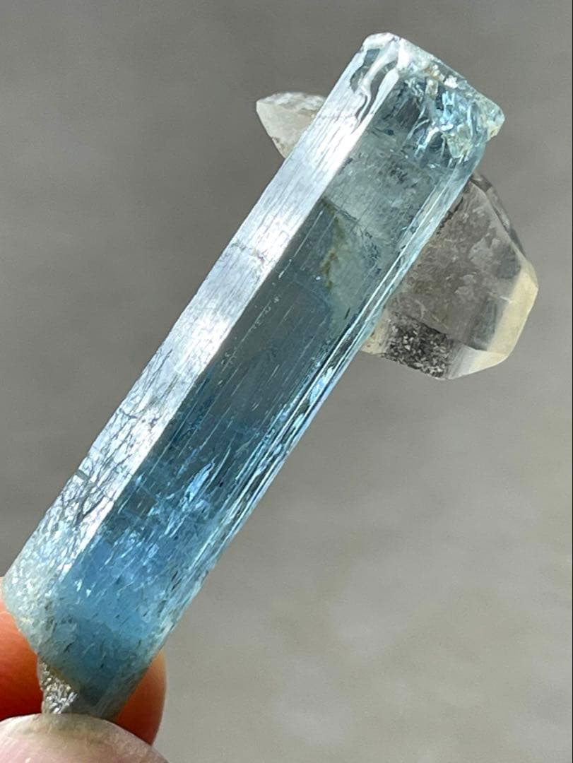 【希少・大結晶】アクアマリン 共生 スモーキークォーツ 原石 15.45 ct