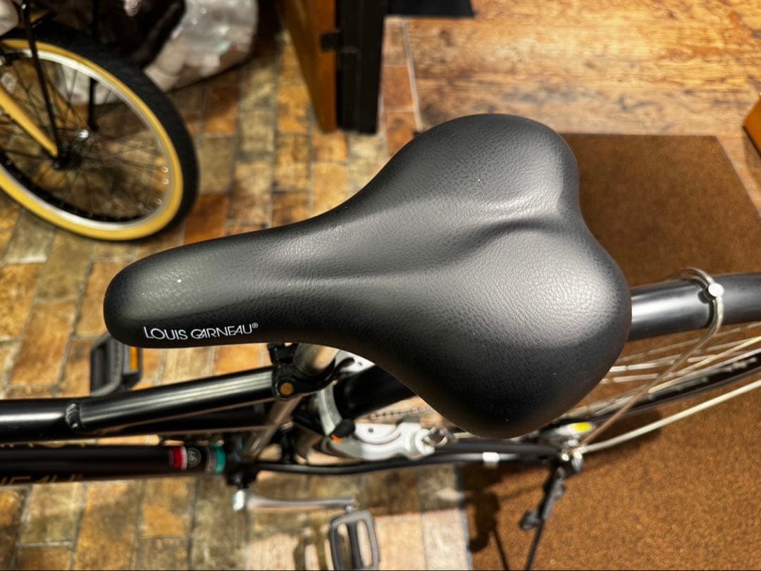 美品 Louis Garneau ルイガノ MULTIWAY 27 クロスバイク