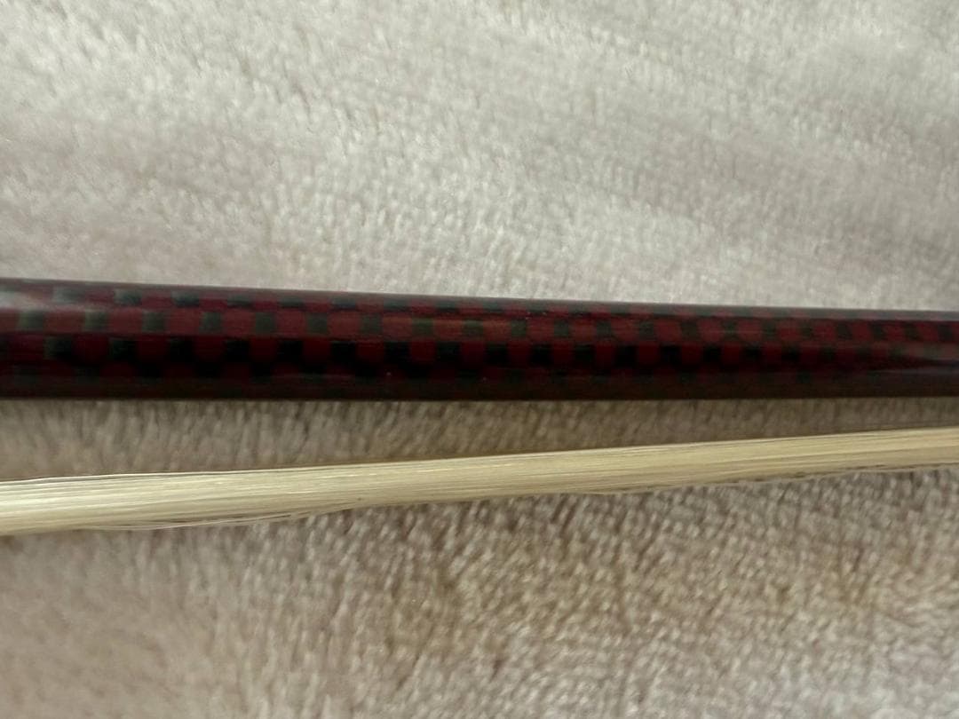 【新品未使用】バイオリン弓　ブレードカーボン（赤）4/4サイズ