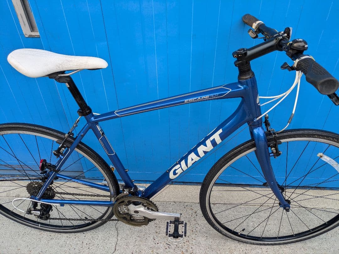 美品 GIANT ESCAPE R3 GIANT 平日東郷引き取り専用