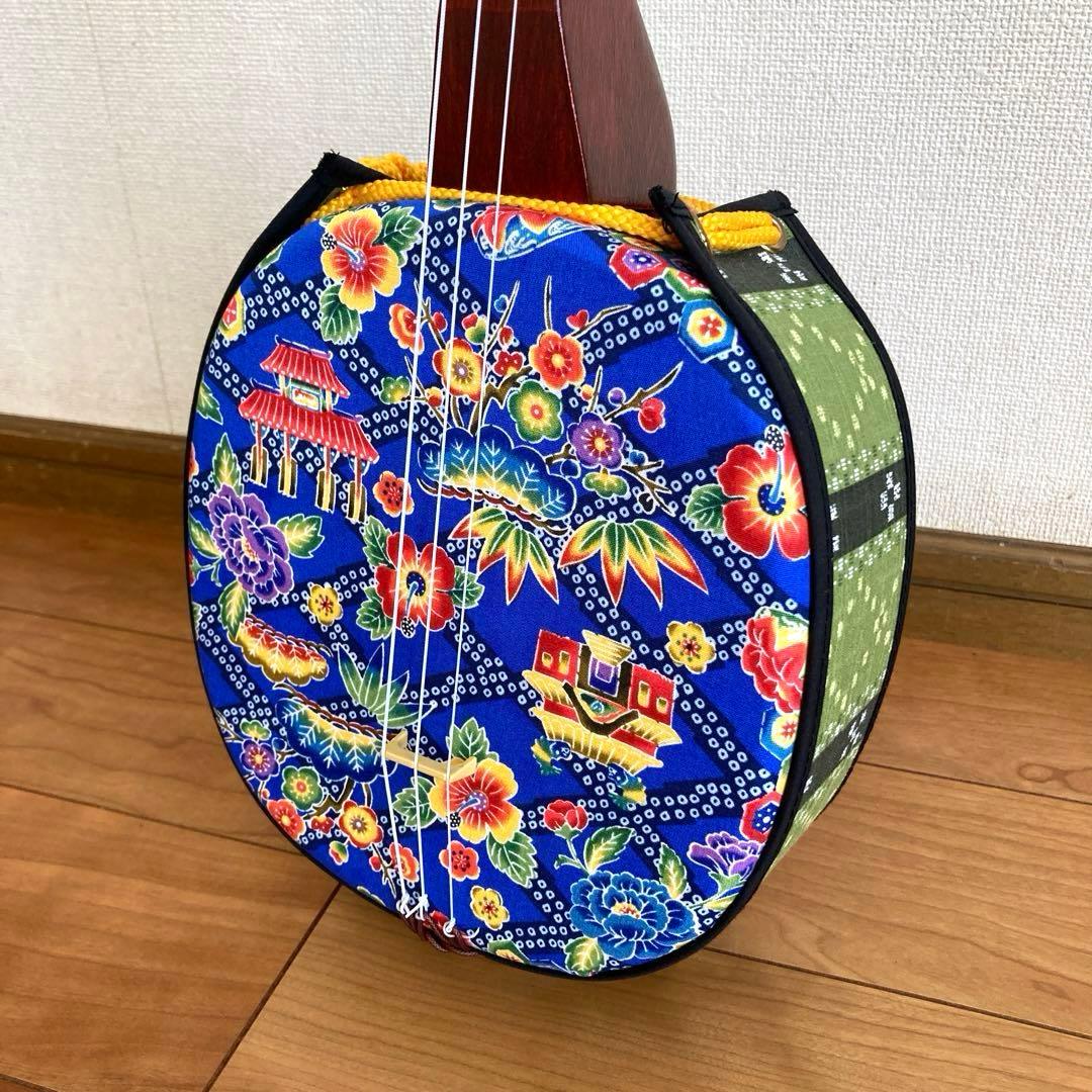 ウッド三線　ほぼ新品　美品　木製