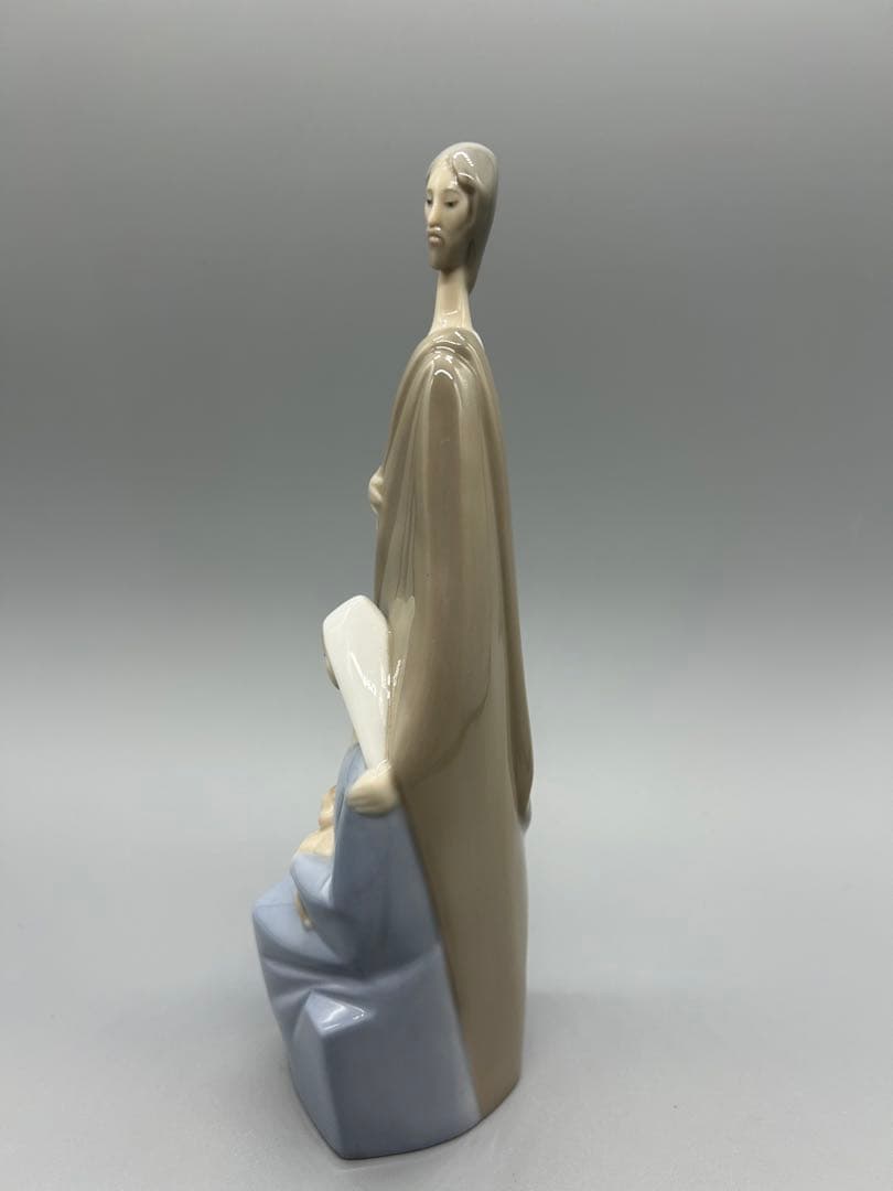 【お値下げ】リヤドロ　聖家族