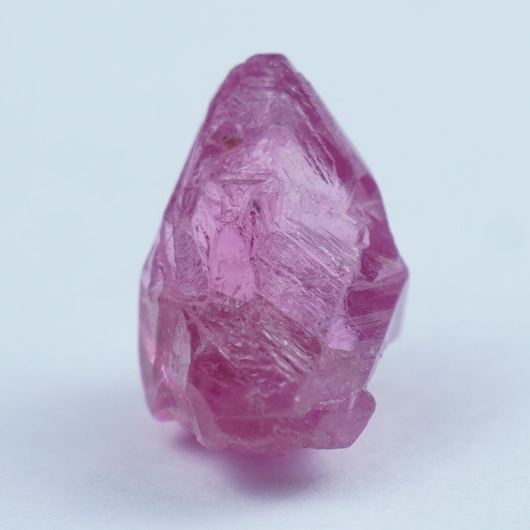 ウインザサファイア　結晶　タンザニア産