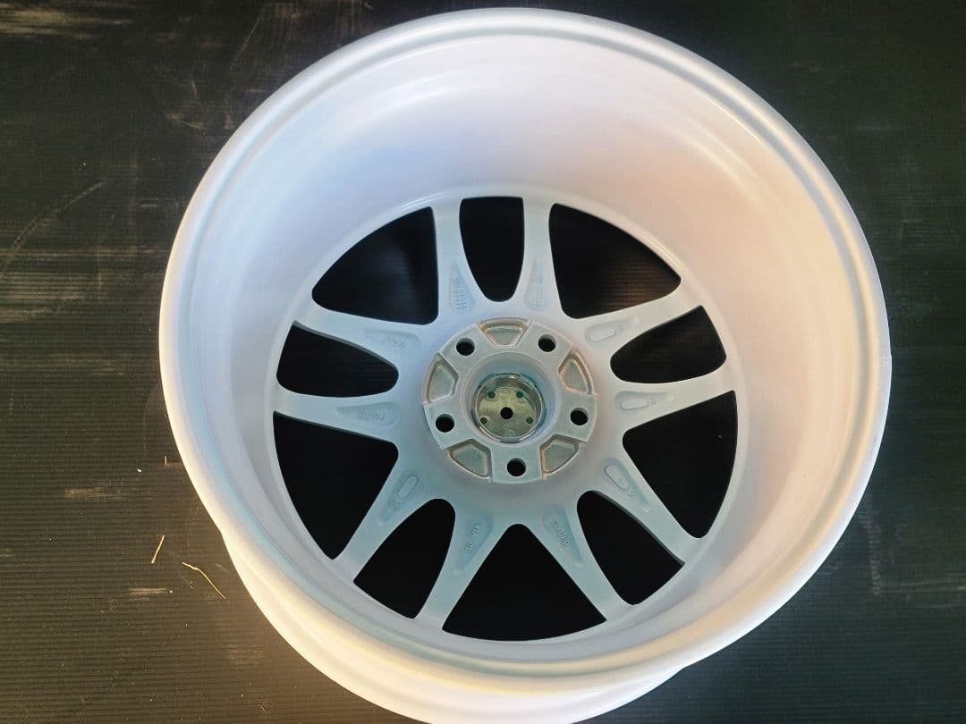 18インチ新品ホイール　10Jｘ2本、9Jｘ2本 ET30