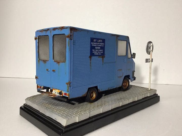 1/24 トヨタ　ハイエース　クイックデリバリー　ジオラマ　完成品　ケース付