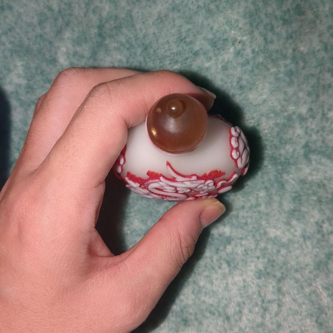 鼻煙壺 龍の彫刻 白磁 乾隆硝子