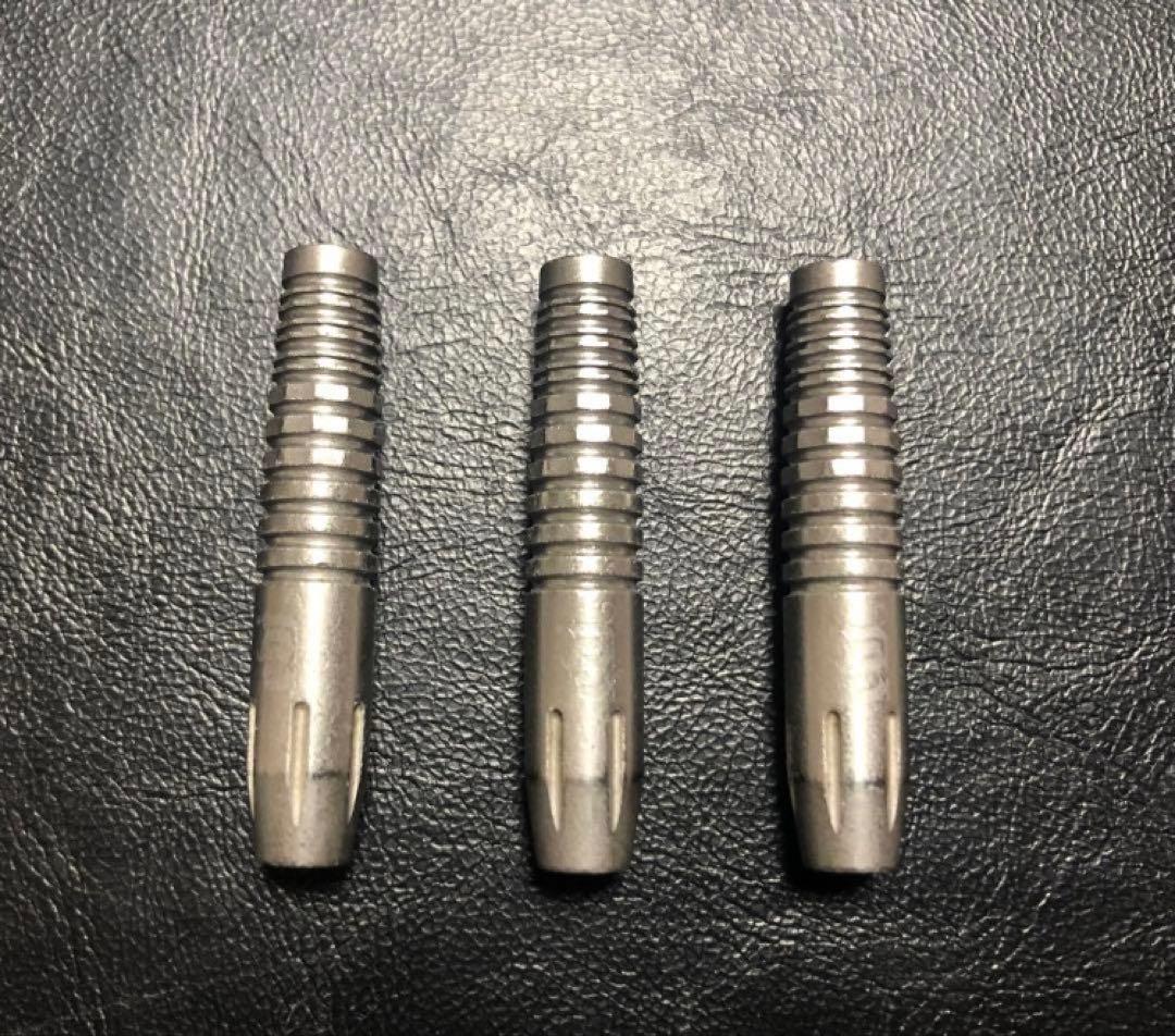 激レア キングスジャパン × コアダーツ アンリミテッド 安食賢一モデル